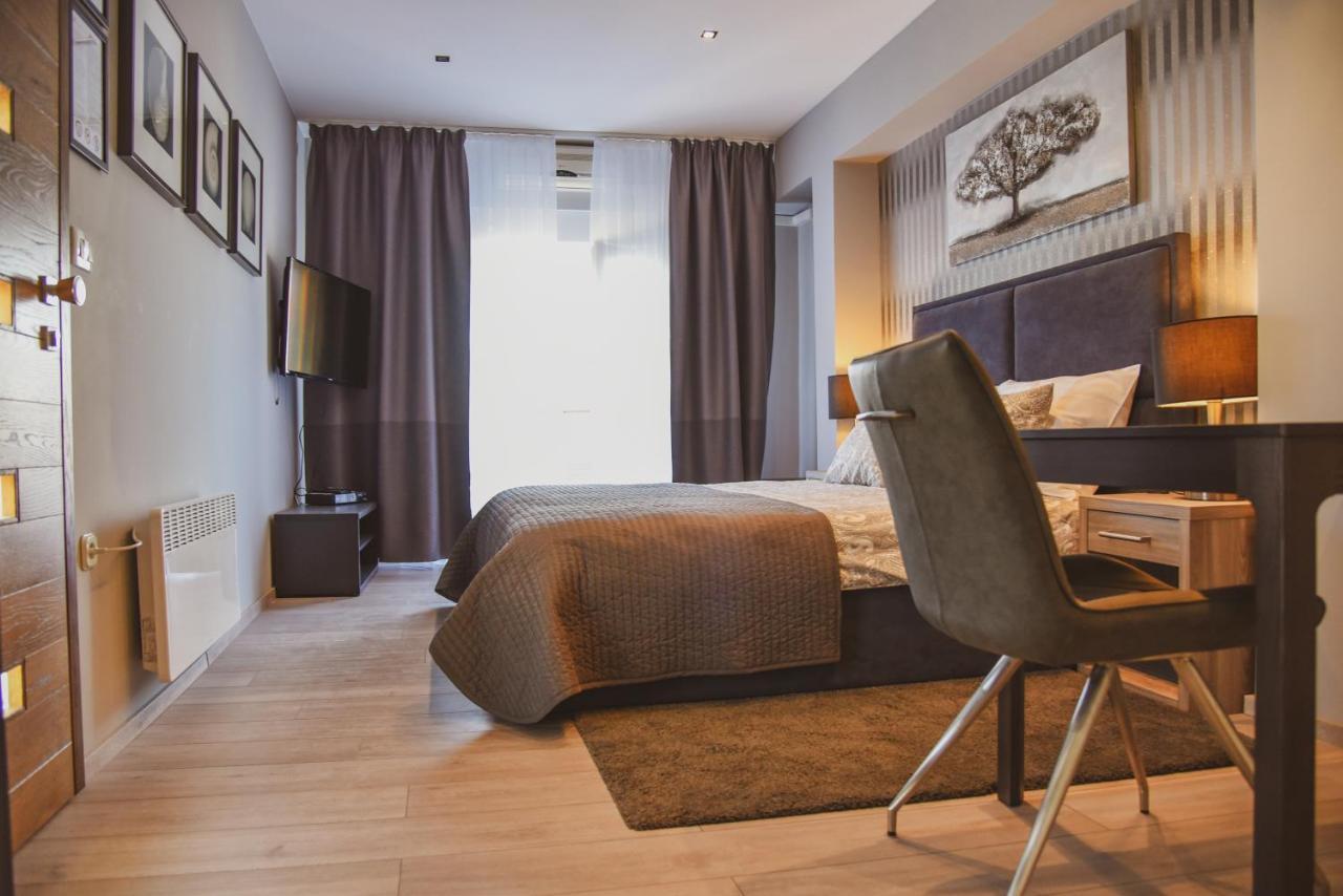 Apartmani Kameno Sidro Bilice Exterior foto