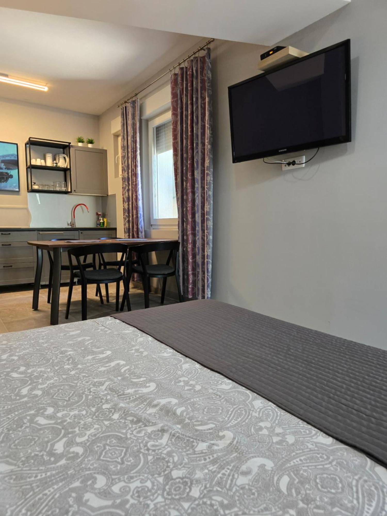 Apartmani Kameno Sidro Bilice Zimmer foto