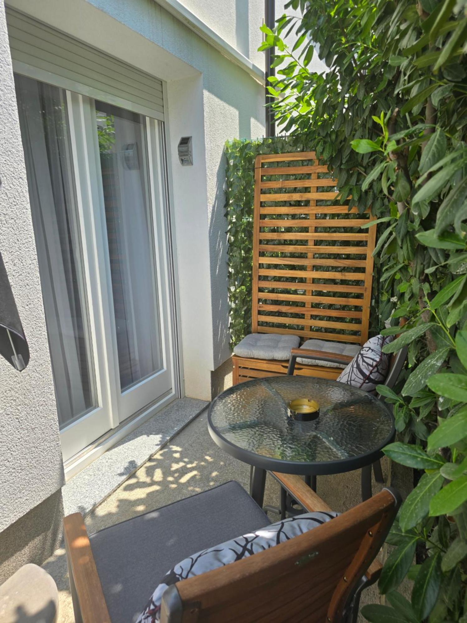 Apartmani Kameno Sidro Bilice Zimmer foto